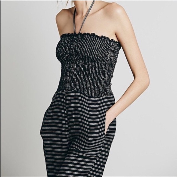 Free People Black Balloon Jumpsuit Size Large - Picture 2 of 7